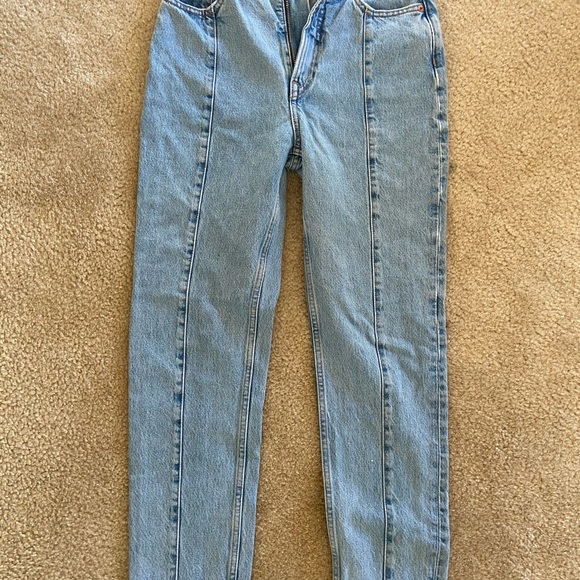 & other stories - Picture 4 of 5